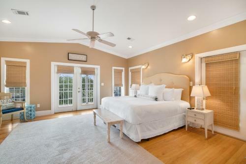 98 Gulf Point Road