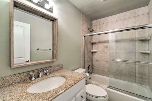 Bright Sarasota Bungalow 5 Mi To Siesta Beach