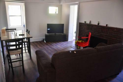 The Mesa 2 Bed 1 Full Bath 1 Half Bath