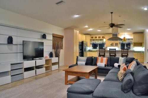 Sarasota - Dunmore 8730