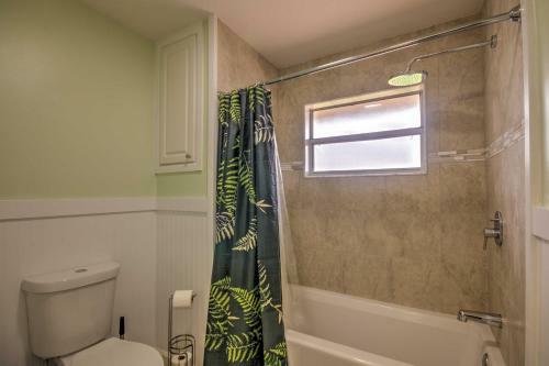 Sarasota House With Pool Minutes To Beaches!