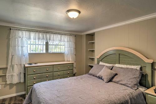 Quiet And Cozy Sarasota House With Yard Pet Friendly!