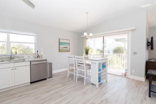 5213b Calle Menorca - Siesta Key Village Condo