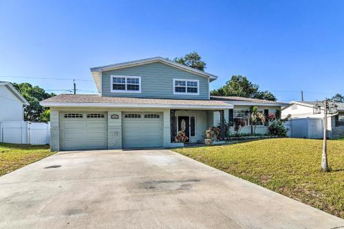 Seminole Home - 1 Mi To Indian Shores Beach!