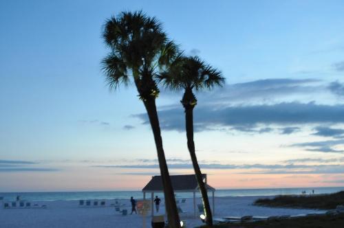 Apartamento Island House Beach Resort 8n Apts