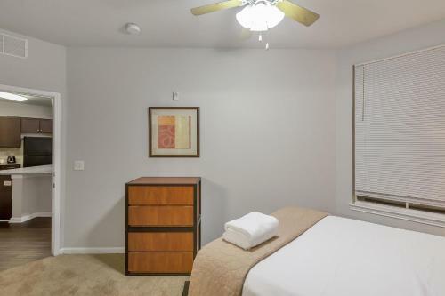 Apartamento Spacious 2br In Tallahassee With Pool And Gym