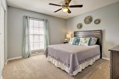 Tampa Townhome With Pool Near Top Attractions!