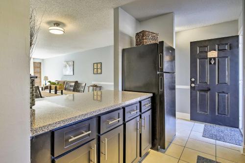 Tampa Townhome With Pool Near Top Attractions!