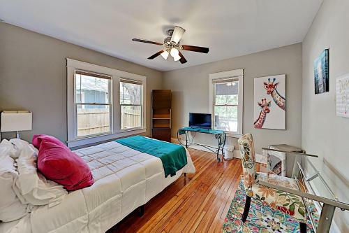 Seminole Heights Home Near Dining & Downtown Home