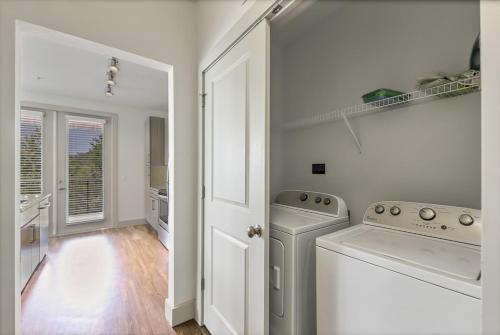 Apartamento Viagem Superb 1br With Pool And Gym