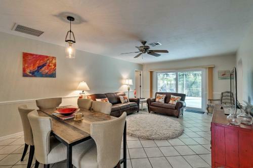 Modern Venice Home With Lanai, 1mi To Prvt Beach