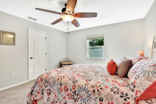 Jacaranda West Retreat
