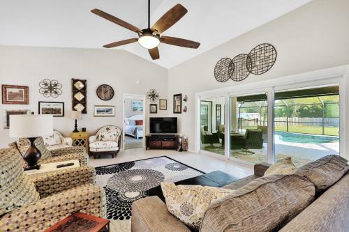 Jacaranda West Retreat