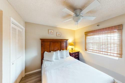 Ocean Point #2210
