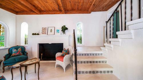Sunset House Vacation Home