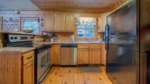 Rusty Rooster By Escape To Blue Ridge