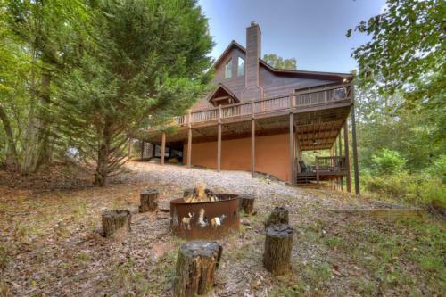 Moose Crossing Lodge
