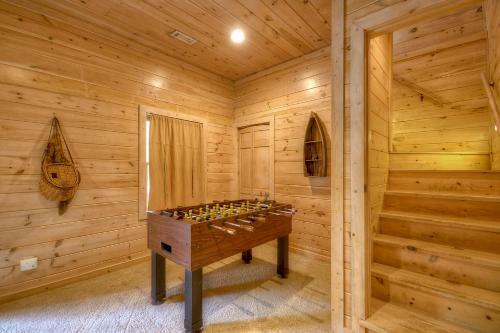Sugar Creek Retreat- Quaint Cabin In Blue Ridge