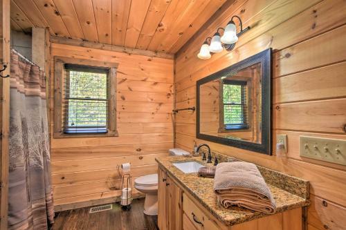 Blue Ridge Cabin With Decks Less Than 6 Mi To Vineyard!