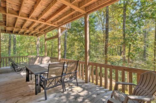Blue Ridge Cabin With Decks Less Than 6 Mi To Vineyard!