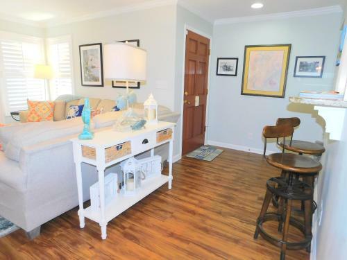 619 Harbour Oaks