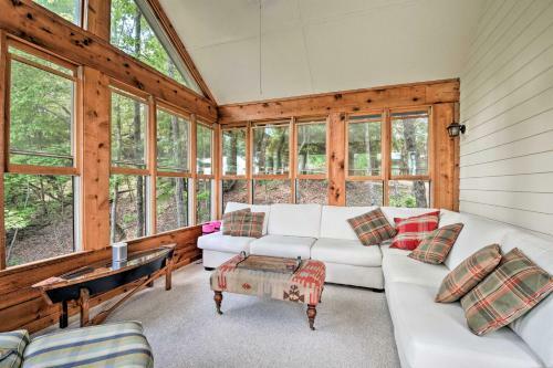 Big Canoe Home With Mtn Views, Pool And Lake Access!