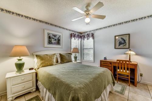 Harbour Oaks #403