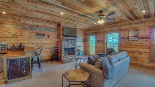 Candlestick Cottage By Escape To Blue Ridge