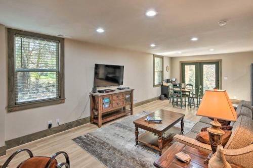 Creekside Craftsman Retreat In North Ga Mountains!