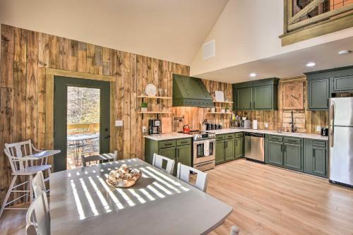 Creekside Craftsman Retreat In North Ga Mountains!