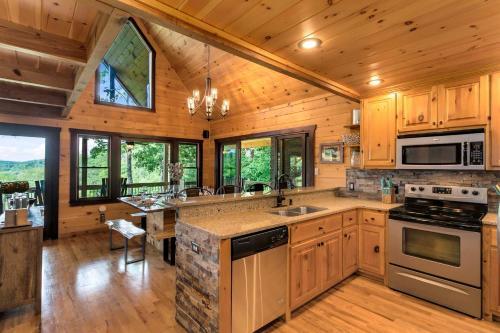Elegant Forest Escape With Hot Tub, Views And More
