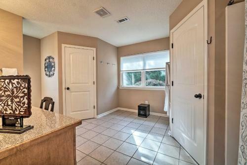 Lakemont Retreat With Mountain Views And Game Room!