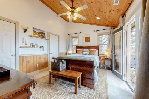 The Brown Bear Cabin