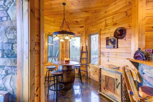 Cinnamon Bear Lodge