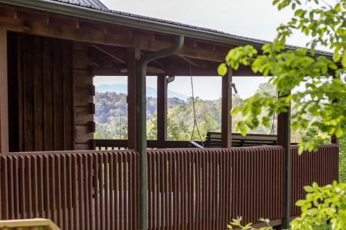 Pinehome Cabin
