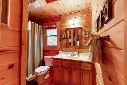 Creekside Escape