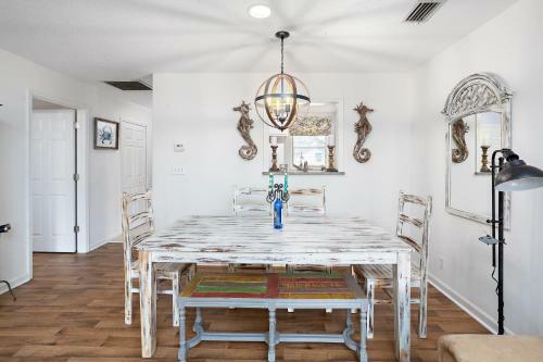Harbour Oaks 418