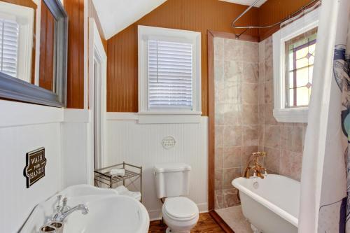 New Listing! Chic 1870s Home With Private Patio Home