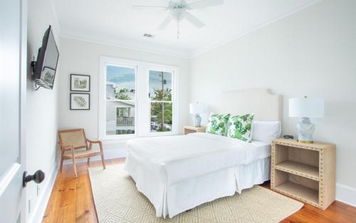 320 East Townhouse By Lucky Savannah