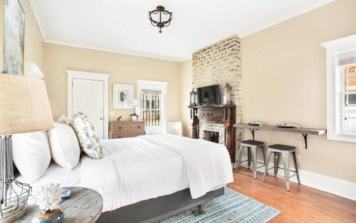 Broughton Estate Cottage By Lucky Savannah