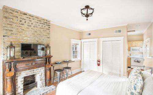 Broughton Estate Cottage By Lucky Savannah