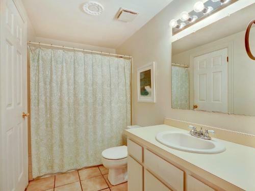 Heated Pool Access Flex Cancelation 3-unit Rental Perfectly In Historic District