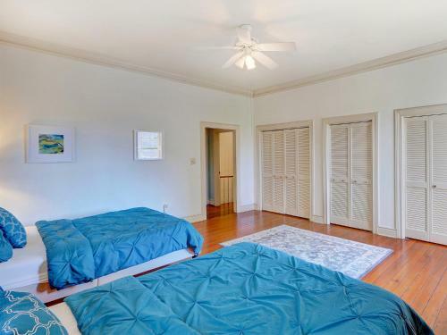 Heated Pool Access Flex Cancelation 3-unit Rental Perfectly In Historic District