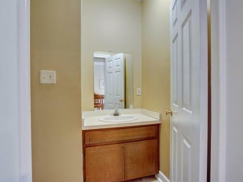 Heated Pool Access Flex Cancelation 3-unit Rental Perfectly In Historic District