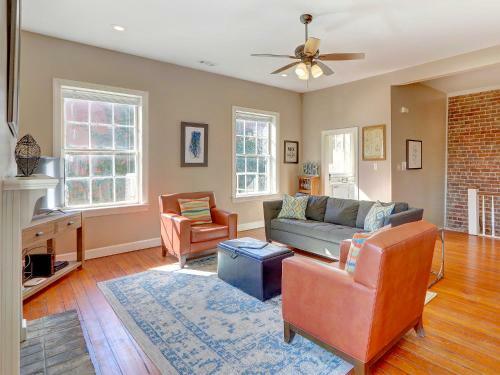 Heated Pool Access Flex Cancelation Historic Lafayette Square Townhouse