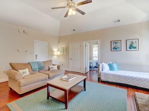 Heated Pool Access Flex Cancelation Historic Lafayette Square Townhouse