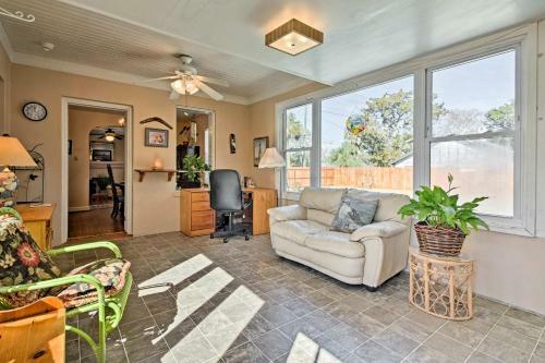 Tybee Island Home On 2 Lots - Walk To Ocean!