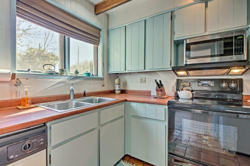 Tybee Island Home On 2 Lots - Walk To Ocean!