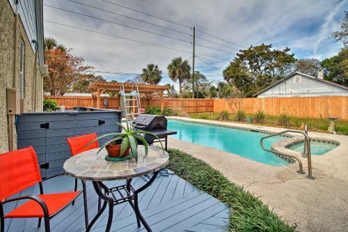 Tybee Island Home On 2 Lots - Walk To Ocean!