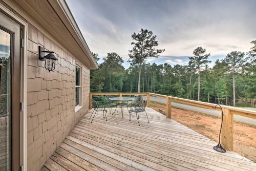 Relaxing Chic Home Near Hiking And Vineyards!